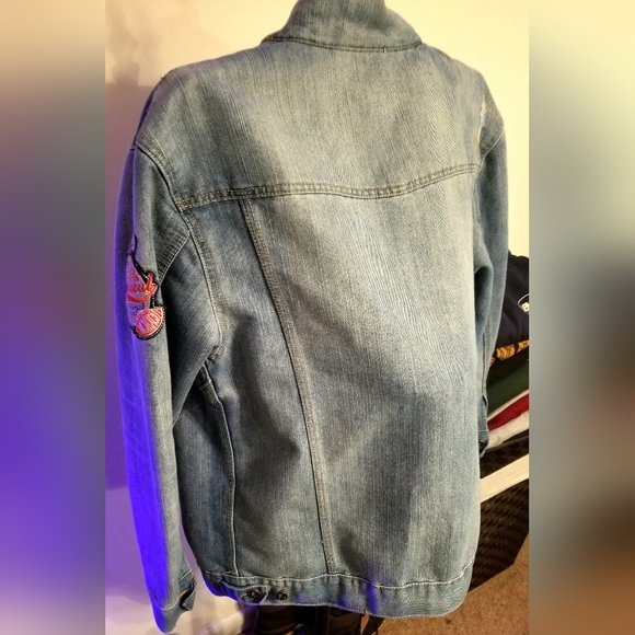 Jean Jacket - Picture 7 of 7